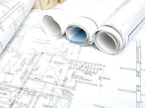 Ituzaingó e/ Grecia y Paula Albarracín