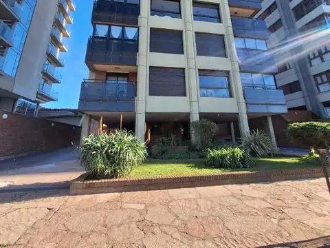Alem 4300, Piso 6
