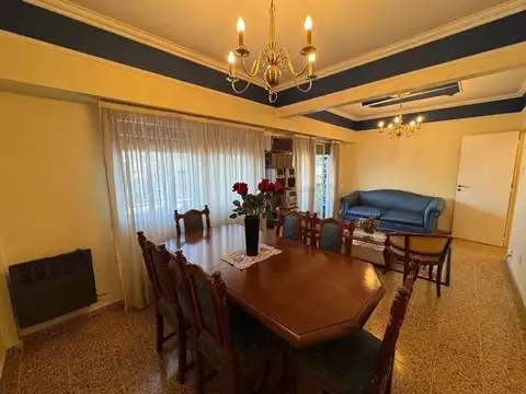 Departamento en venta 4 ambientes con cochera