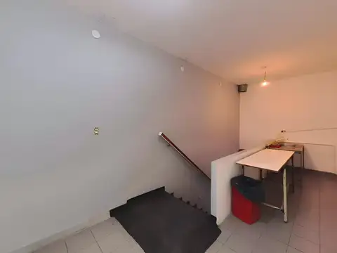 Depto Tipo Casa 4 ambientes con 2 baños