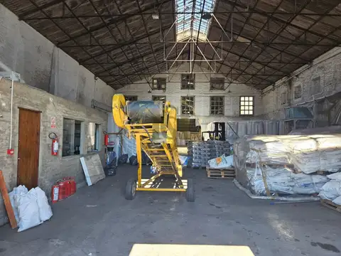 Galpon en Venta en Bella Vista, USD 1.800.000