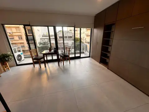 Av San Juan 200, Piso 3