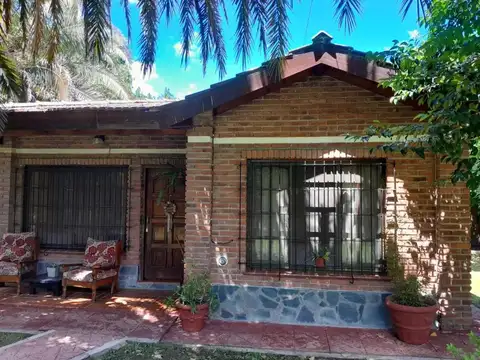 Casa en venta - 2 Dormitorios 2 Baños - Cochera - 2.000Mts2 - Guernica