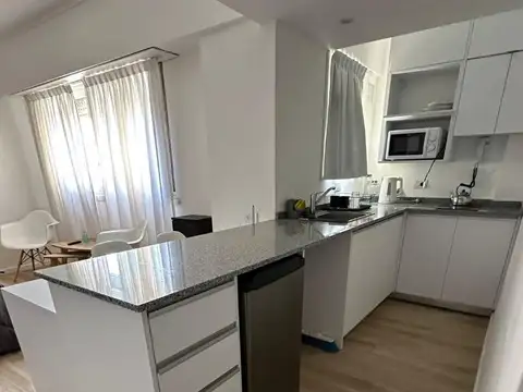 DEPARTAMENTO TOTALMENTE RECICLADO PARA ESTUDIANTES