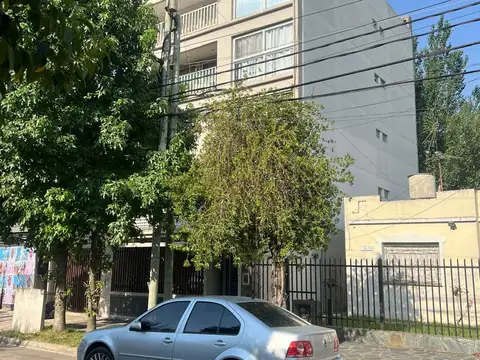 Departamento en Alquiler en Haedo Norte, $ 450.000
