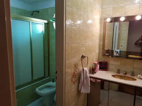 Casa - Venta - Argentina, La Matanza - ALICIA MOREAU DE JUSTO 4200