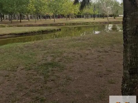 Terreno en Venta 40  mts Fondo