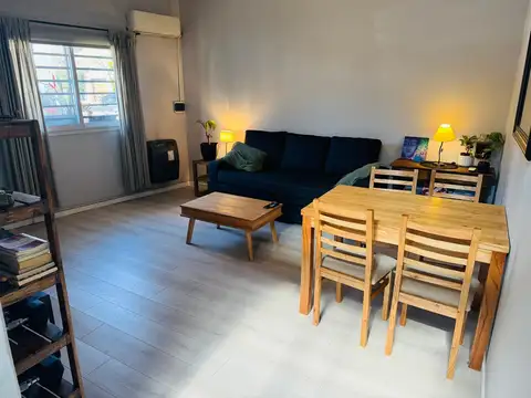 Depto Tipo Casa 2 ambientes con 1 baño