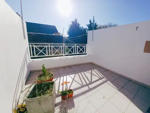 VENTA DEPTO DUPLEX 3 AMB CON TERRAZA, RAMOS MEJÍA