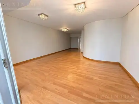 Departamento en Alquiler de 3 dormitorios