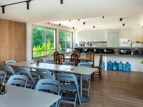 Tres Cerritos. Reyes Católicos 1200