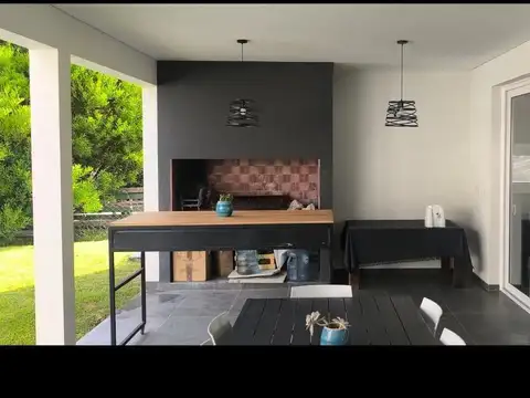 Casa 6 ambientes con 6 baños