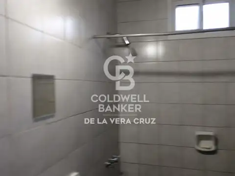 Casa 6 ambientes con 1 baño