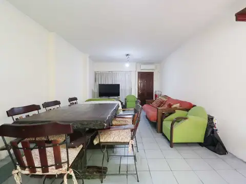 Depto Tipo Casa en Venta con 1 cocheras