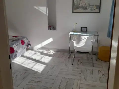 Depto Tipo Casa 2 ambientes con 1 baño