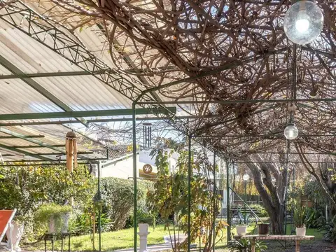 Venta hermosa Casa Financia 7 Ambientes Temperley