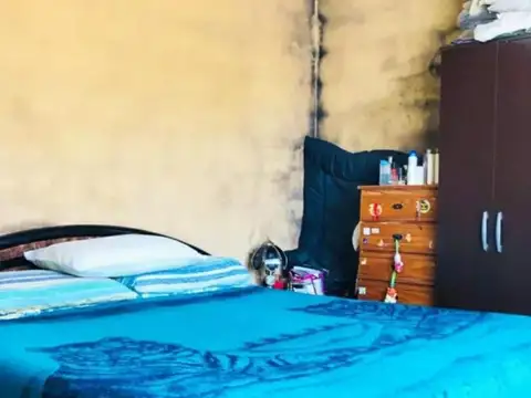 CASA EN VENTA a refaccionar SAN ISIDRO