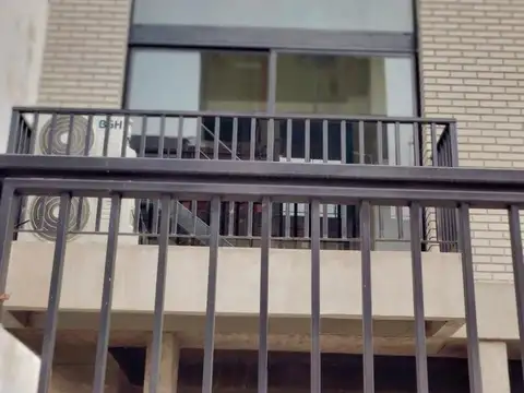Excelente Semipiso Tipo Loft En Venta En Edificio Paunero - Muñiz - San Miguel , Piso 1°
