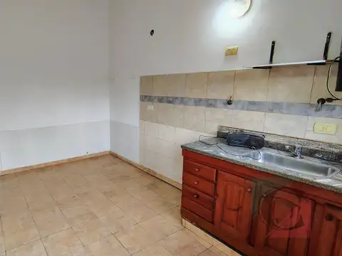 Depto Tipo Casa en Alquiler de 2 ambientes