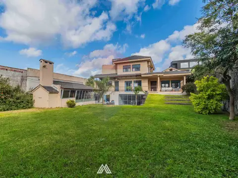 Alquiler de residencia de categoría en Pando