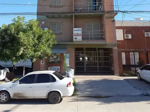 Evaristo Ramirez 1100, Piso 2