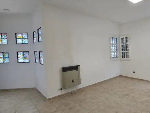 Casa en Alquiler al Oeste