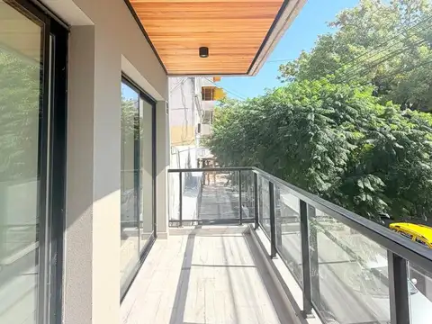 VENTA DEPARTAMENTO 3 AMBIENTES BALCON COCHERA PARQUE CHASS