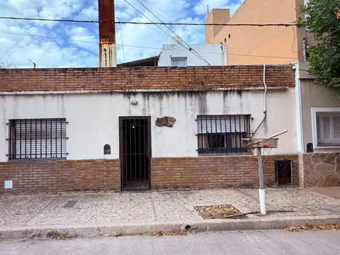 Local en Venta en Paso De Los Andes, USD 105.000