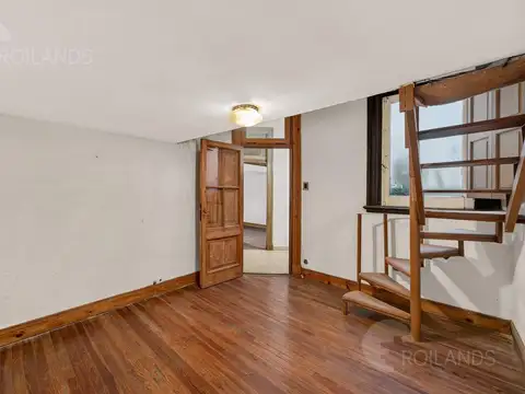 VENTA PH 4 AMBIENTES + ENTREPISOS  EN RECOLETA