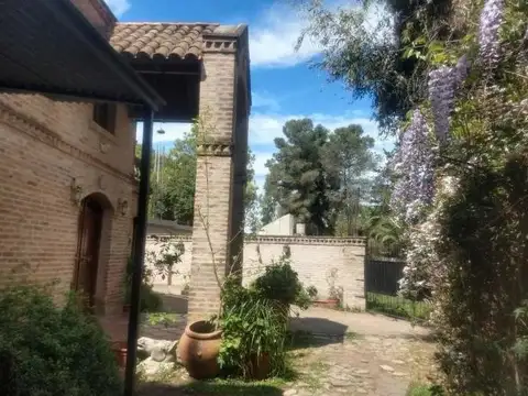 Manuel Argerich1200, Pilar