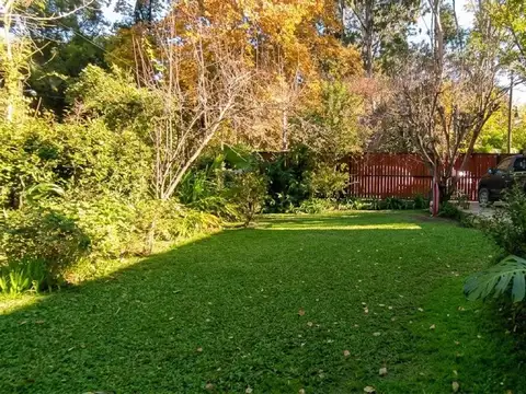 Casa en Venta con 2 cocheras