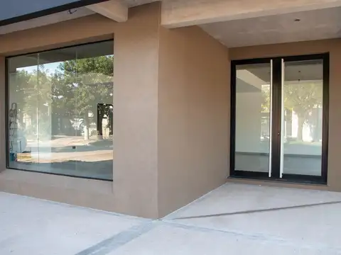 Local en Alquiler en Sarmiento, $ 1.000.000