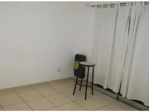 EXCELENTE DEPARTAMENTO DE 2 AMB   SAN FERNANDO LAVALLE 681