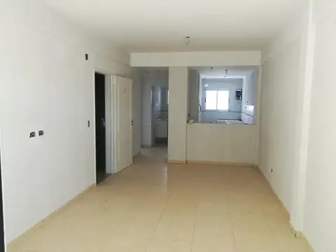 EXCELENTE DEPARTAMENTO DE 2 AMB   SAN FERNANDO LAVALLE 681