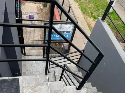 Depto Tipo Casa en Alquiler de 2 dormitorios