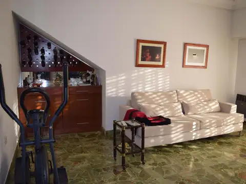 Oficina en Venta 60 años