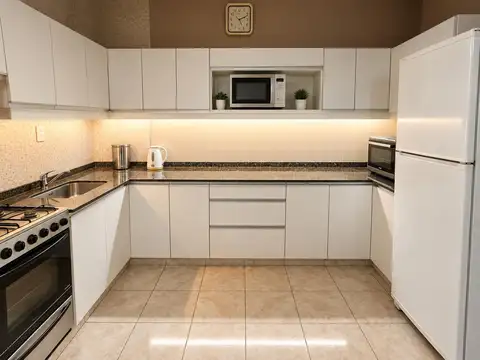 Casa 5 ambientes con 1 baño
