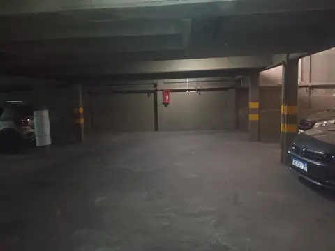 Cochera en Alquiler Cubierta