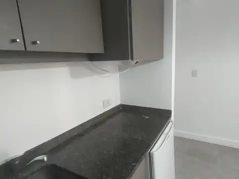 Departamento en Alquiler en Balvanera, $ 350.000