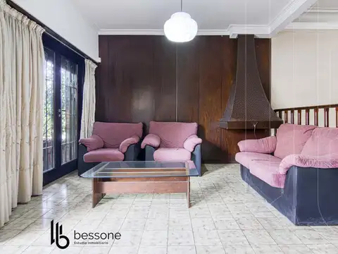 Castro Barros al 2700