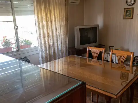 Bacacay 2700, Piso 4