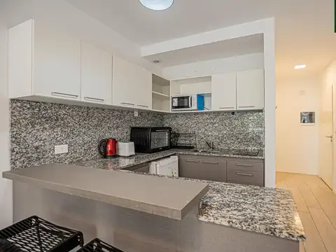 Monoambiente - Almagro con balcón - Venta