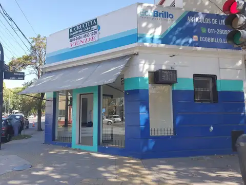 Av Fernandez De La Cruz 6400
