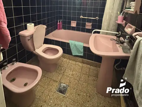 Casa 5 ambientes con 1 baño