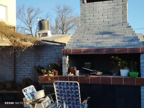 CASA EN VENTA 2 DORMITORIOS EN BARRIO BOUCHARD.