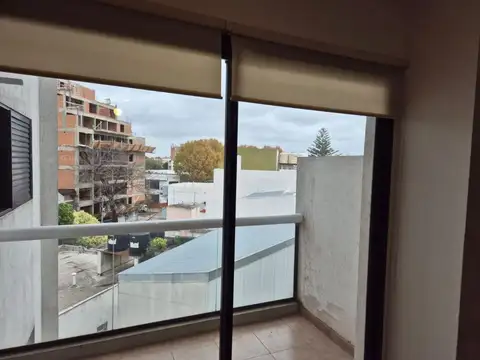 Departamento en Alquiler en Villa Devoto, $ 790.000