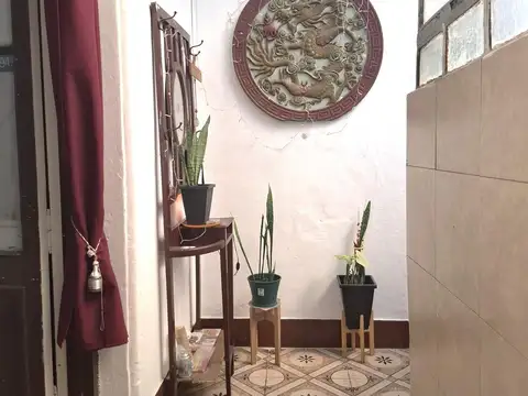 Departamento 7 ambientes con 2 baños