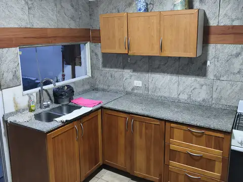 Oficina 7 ambientes con 3 baños