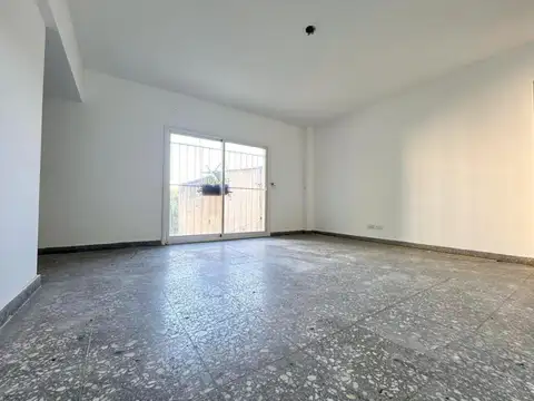 Av. Alvarez Jonte 6200, Piso 5