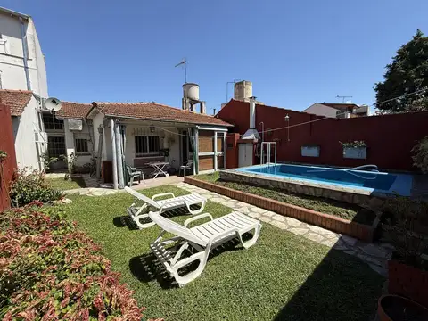 Casa en Venta con 1 cochera